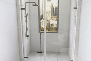 Différents rapports d'essais sur les joints de porte de douche